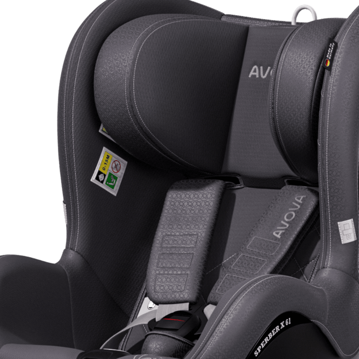 Extra geräumig mit 5-Punkt-Gurt